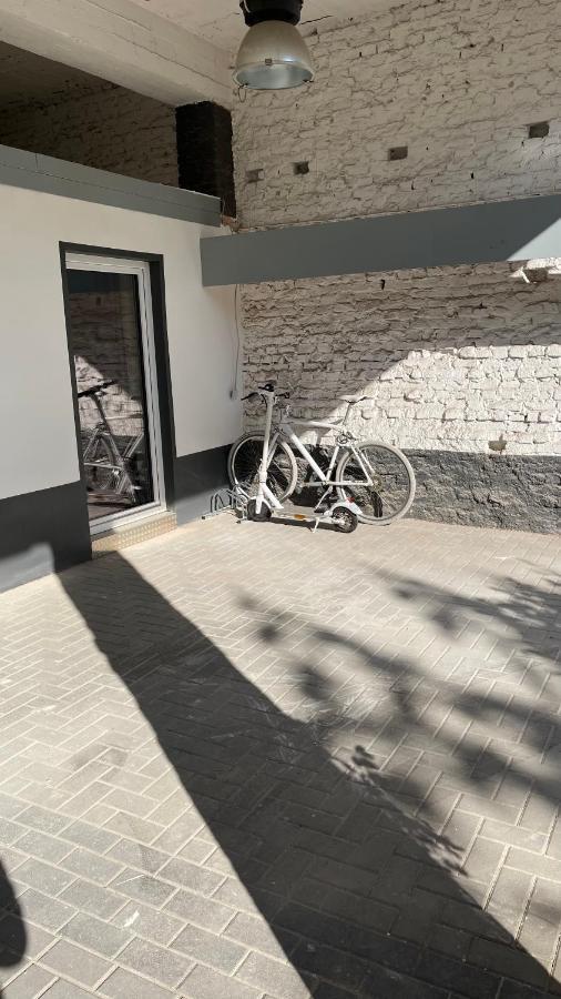 Oase Im Gruenen Hinterhof, Eg, Ruhe, Terrasse, Carport, Free Paytv, Kaffee&Tee, Fahrraeder Apartment Duisburg Ngoại thất bức ảnh