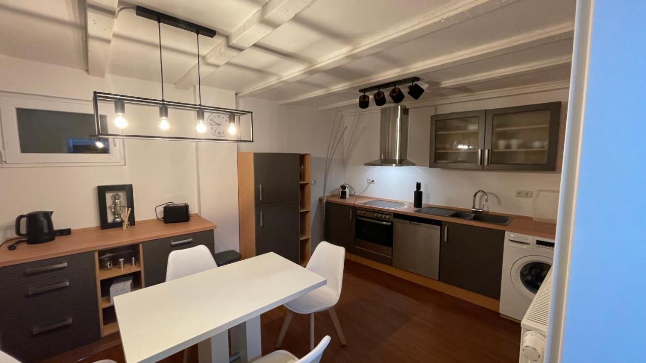 Oase Im Gruenen Hinterhof, Eg, Ruhe, Terrasse, Carport, Free Paytv, Kaffee&Tee, Fahrraeder Apartment Duisburg Ngoại thất bức ảnh